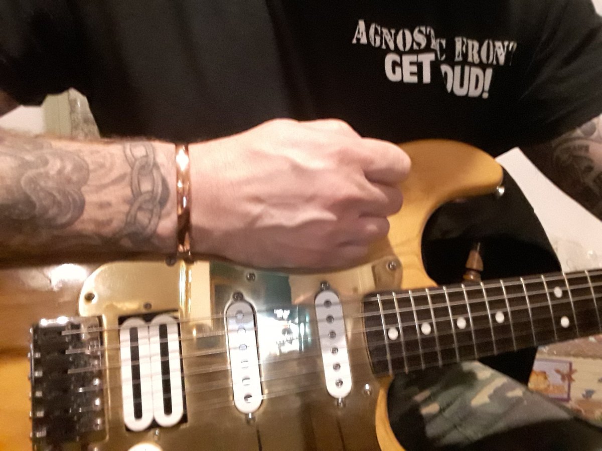 Recording guide tracks today ready for the studio! 👊