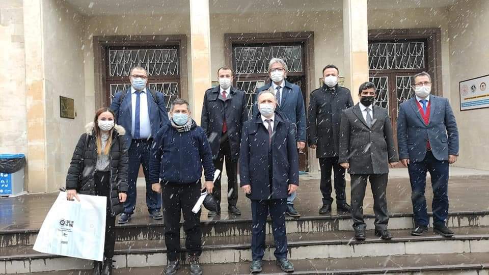 İçişleri Bakanlığı Sivil Toplumla İlişkiler Genel Müdürlüğü tarafından desteklenen “EĞİTİMİN GELECEĞİNDİR” projesinin açılış toplantısı <a href="/altindagmem/">Altındağ İlçe Milli Eğitim Müdürlüğü</a> ev sahipliğinde <a href="/DanOkul/">Okul Psikolojik Danışmanları Derneği</a> , <a href="/Temeder1/">Temeder</a> ve paydaşların katılımıyla gerçekleştirildi.
<a href="/ademcilek/">Adem ÇİLEK</a> <a href="/icisleriSTi/">Sivil Toplumla İlişkiler Genel Müdürlüğü</a>