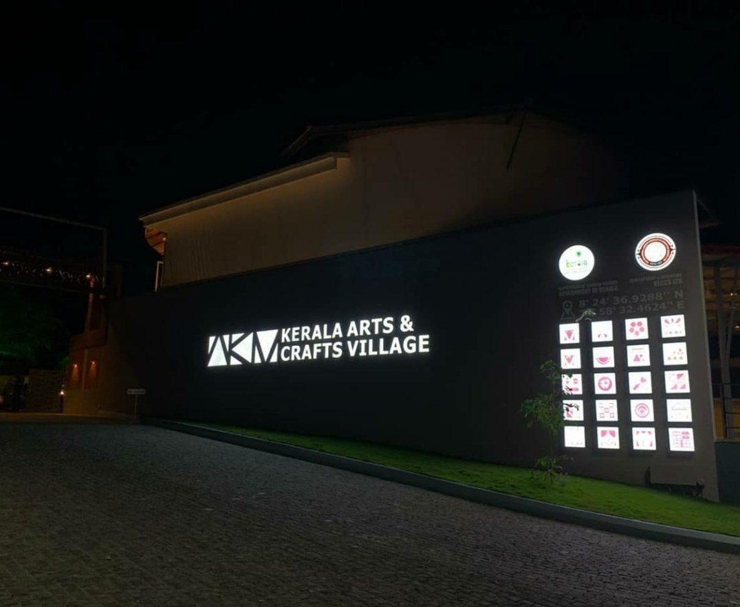 thekorahabraham's tweet photo. This ain't a Club Mahindra holiday resort. This is the Kerala Crafts village, inaugurated by CM @vijayanpinarayi yesterday at Kovalam in Trivandrum district. This 8 acre village is an initiative by the @KeralaTourism department! https://t.co/qqxInRsoIj