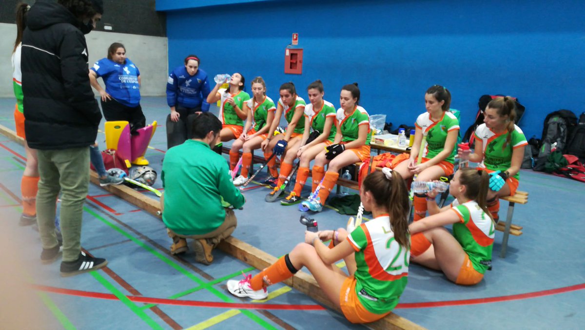 Enhorabuena chicas!! Por primera vez en la historia del <a href="/Hockey_Giner/">C.D. GINER DE LOS RIOS</a> tendremos un equipo senior en un Campeonato de España. Equipo muy joven que seguro sería dando muchas alegrías. Gracias a todos los que desde que empezaron éstas chicas habéis contribuido en llegar aquí.