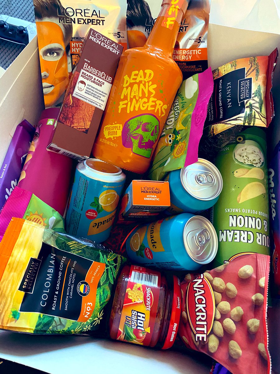 What a hamper from <a href="/Jodiewalsh27/">Jodie Walsh</a> for my birthday 😍