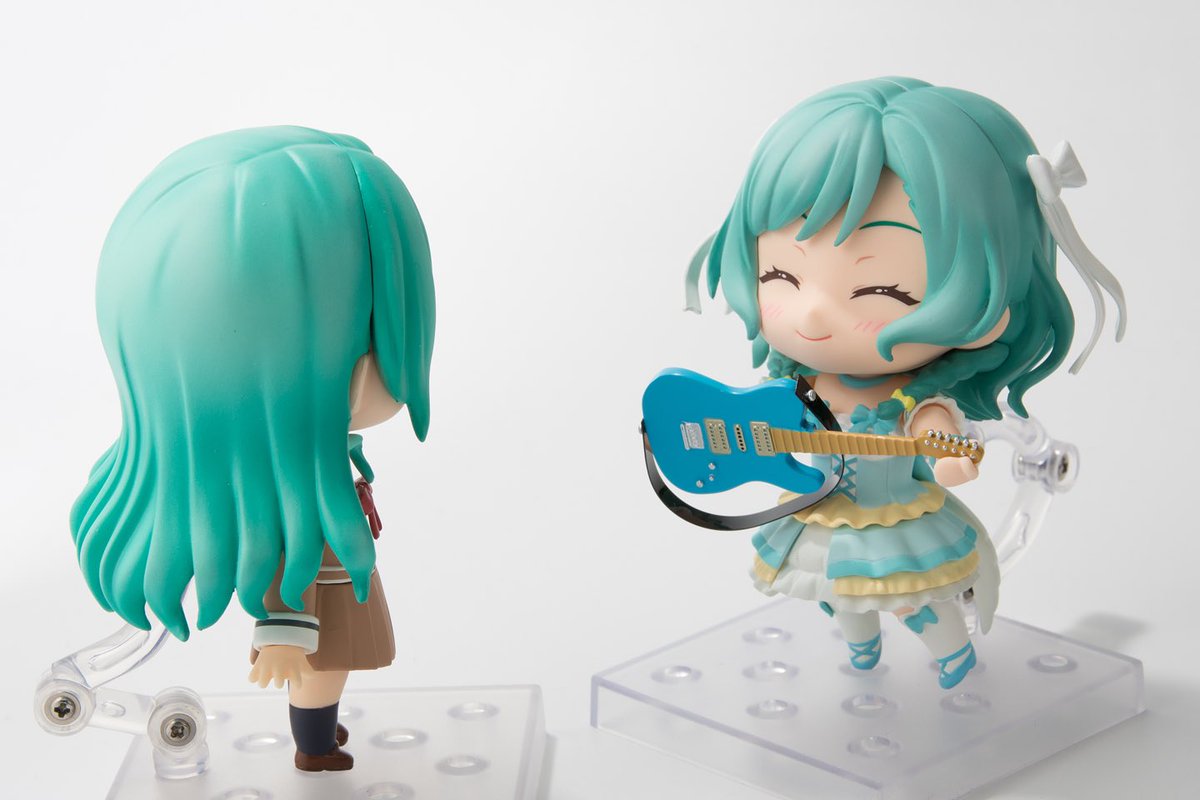 氷川紗夜　ねんどろいど Er7Lw0SVkAIlflc.jpg