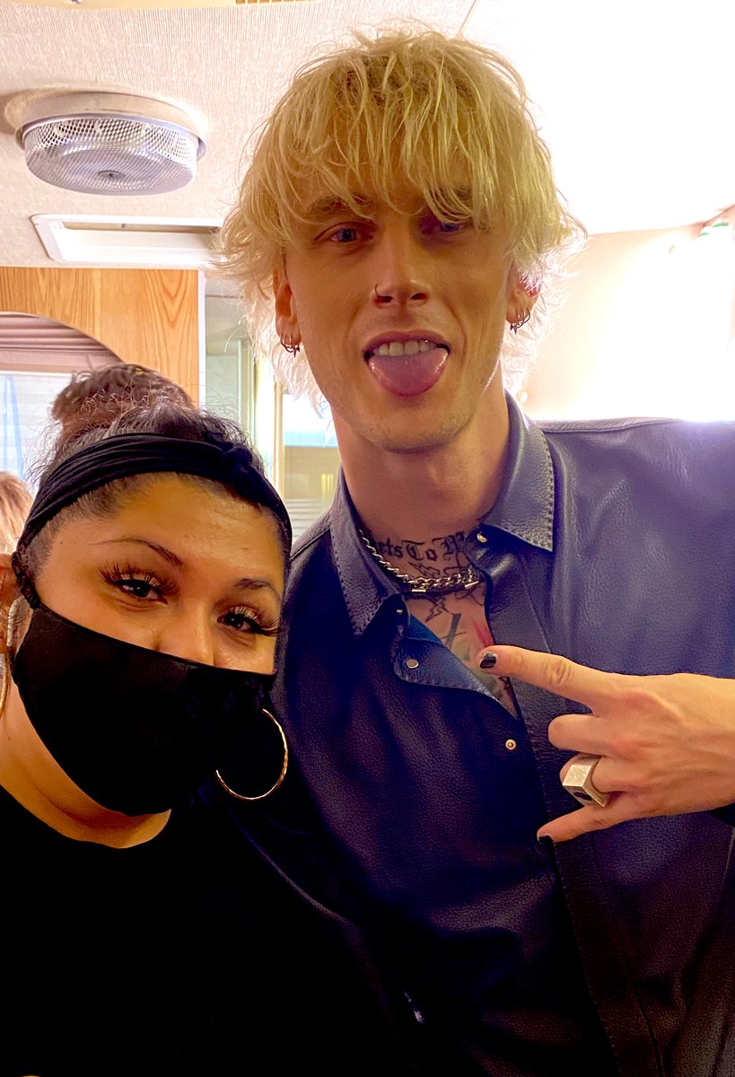 LizzyBeeMua's tweet photo. It’s a wrap @machinegunkelly  thank you for allowing me to be part of this amazing project #TickTickBoomMovie #DownfallsHigh https://t.co/qUHazKctZH