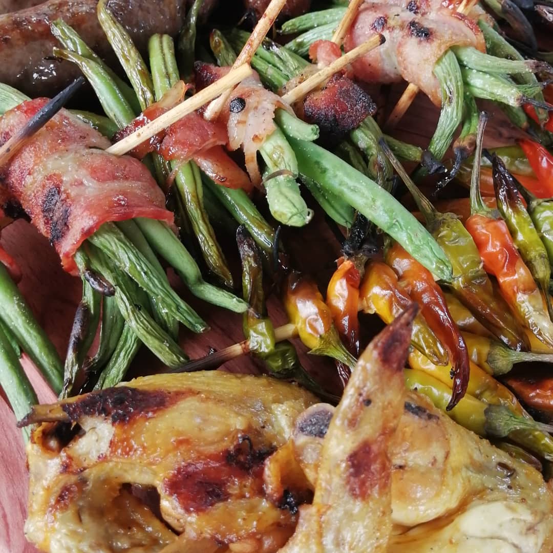 plankiebraai's tweet image. “Vegetables are interesting but lack a sense of purpose when unaccompanied by a good cut of meat.” Fran Lebowitz #plankie #braai #bbqlife #braaitime #meat #Foodie #ProudlySouthAfrican #lifeisgood @plankiebraai @braaiplank @JuniperStLounge @Cellie_ThisIsMe @WellyOom