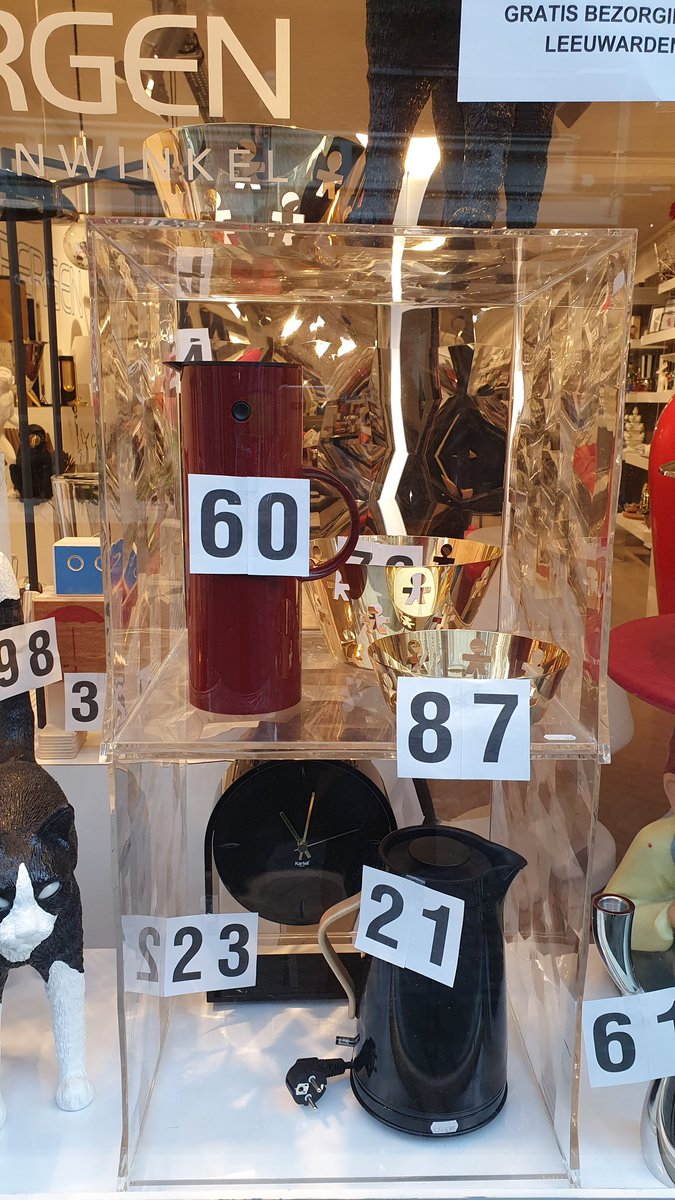 WINTERSE OPRUIMING... 🛍🛒
Wij zijn gestart met onze opruiming!!
D.m.v. etalage winkelen kunt u een gedeelte van onze opruiming zien. Alles is genummerd en de prijzen staan vermeld (ons telefoonnr ook 😉☎️)
Bel, mail of via chat kunt u ons bereiken.