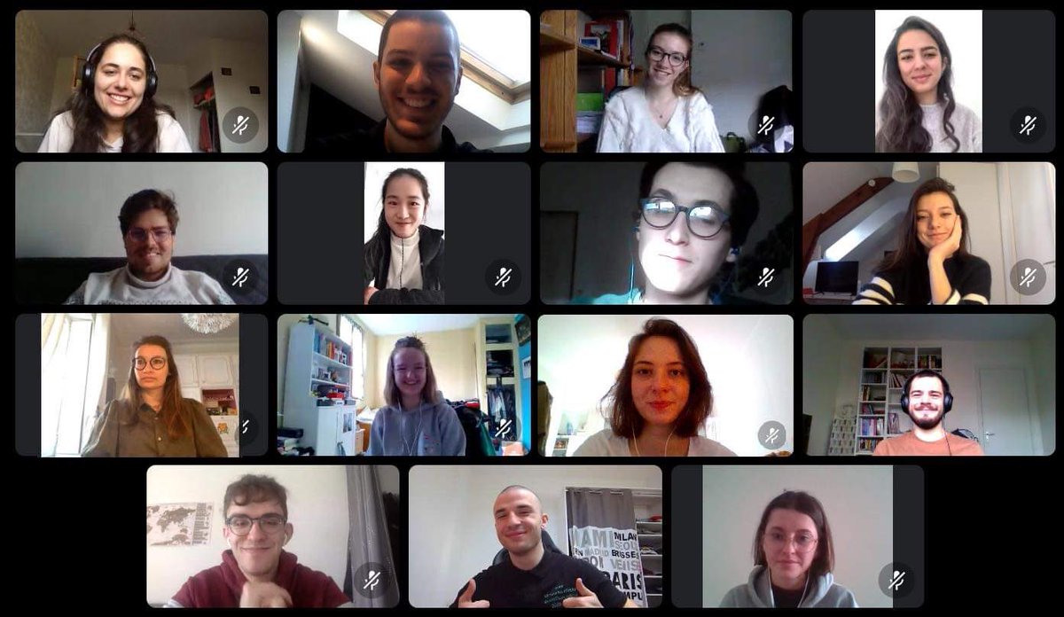Chloe__Lebbos's tweet photo. THREAD #WEEPi | debut de la journée de formation du réseau #international 

Team building innovant qui pousse notre culture à ses limites, merci @Alexandre_ANEPF et @Theo_ANEPF pour cette magnifique introduction https://t.co/Dq2u0xPTqw