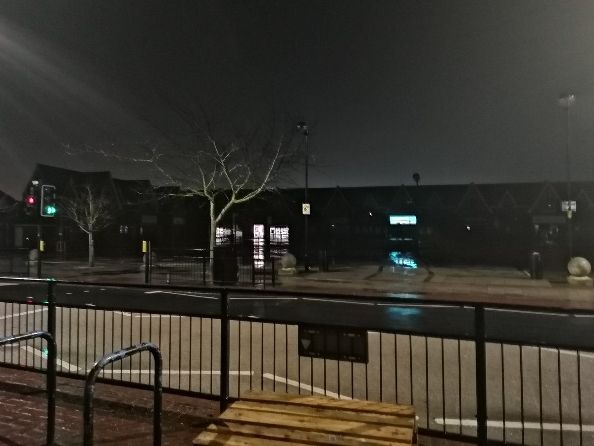 Hull_pix's tweet photo. All quiet on the West Hull front. https://t.co/7sgc5MnyNm