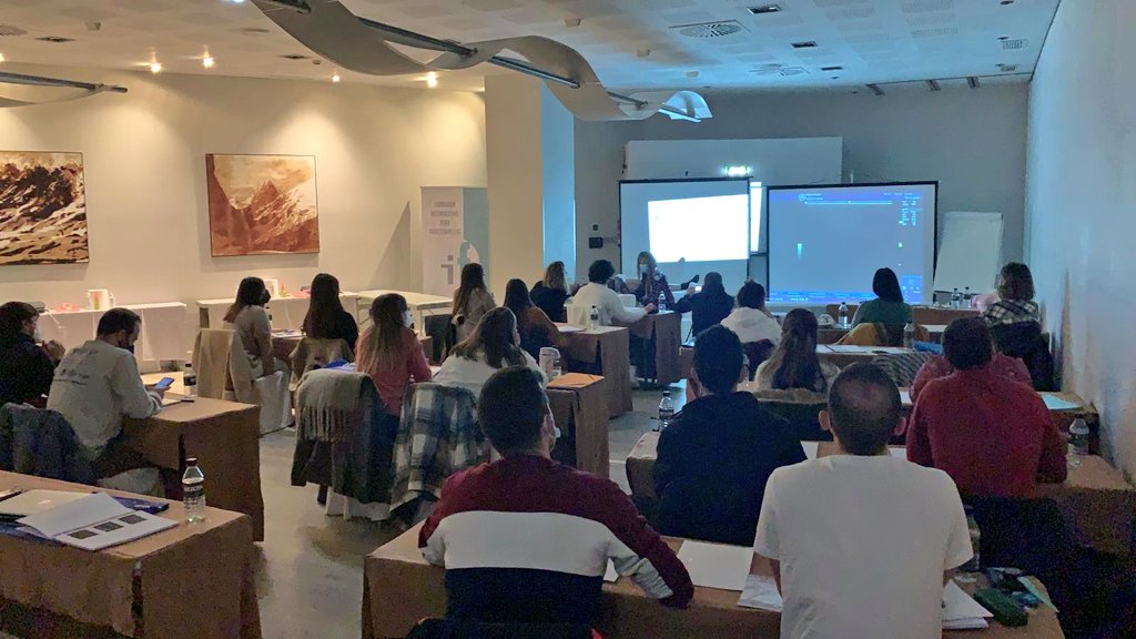 Este fin de semana también estamos en Gijón, con nuestros equipos @GEHealthcare en el curso básico de #ecografía para #fisioterapeutas impartido por Cristina Sánchez Sobrino <a href="/muptherapy/">MUPtherapy</a> en <a href="/ifisiotec/">ifisiotec</a>