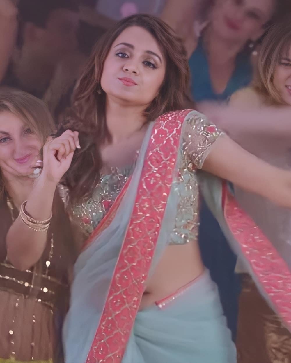 Er7WY-eVEAA_mpg?format=jpg&name=large