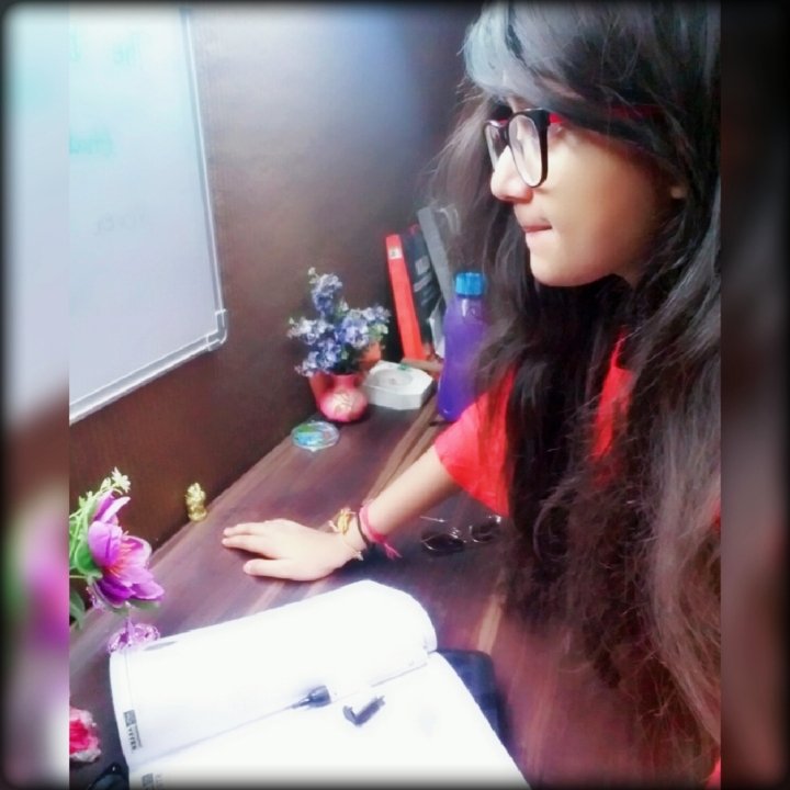 Priyankapree30's tweet photo. #NewProfilePic #doctor https://t.co/Eypa88W44y