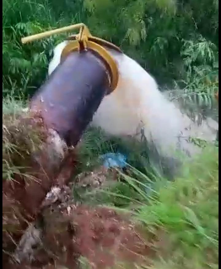 papo79_'s tweet photo. Pasando los 250mm de lluvia caida en #ConcepcionPY, la ciudad esta inundada, las compuertas y motobombas, en un acto criminal lo activan 10hs después... y así https://t.co/Ftajg9pDHj