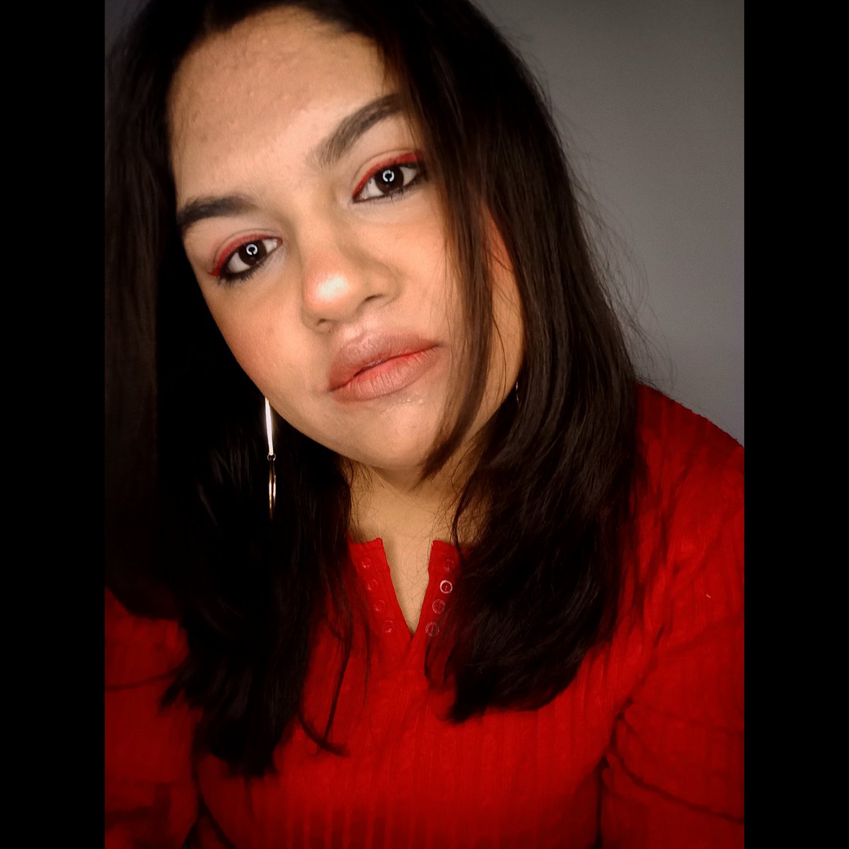 CharanDevanshi's tweet photo. 𝙒𝙖𝙨  𝙄𝙩  𝙇𝙤𝙫𝙚  𝘼𝙩  𝙁𝙞𝙧𝙨𝙩  𝙎𝙬𝙞𝙥𝙚?( ꈍᴗꈍ)
#red #redheadgirl #eyemakeup #fashion #mindfulness #classic  #makeuplook #fashion  #shorthair #instagood #backtominimal #aesthetic  #makeup #makeupwithlove #redeyes #euphoriamakeup https://t.co/zvpS1em1ed