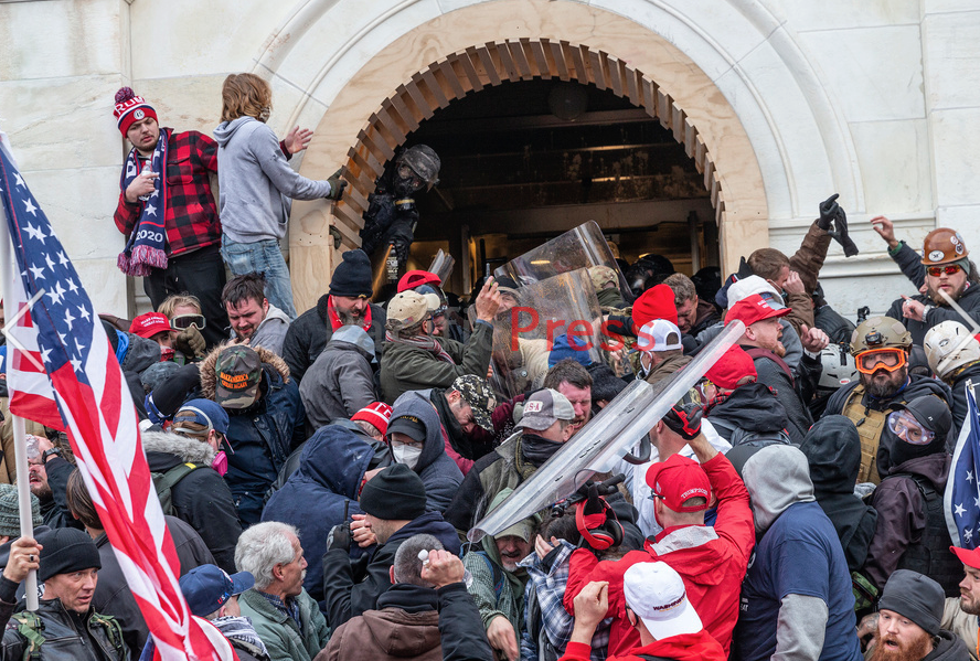  #PinkHatLady  #Bullhornlady