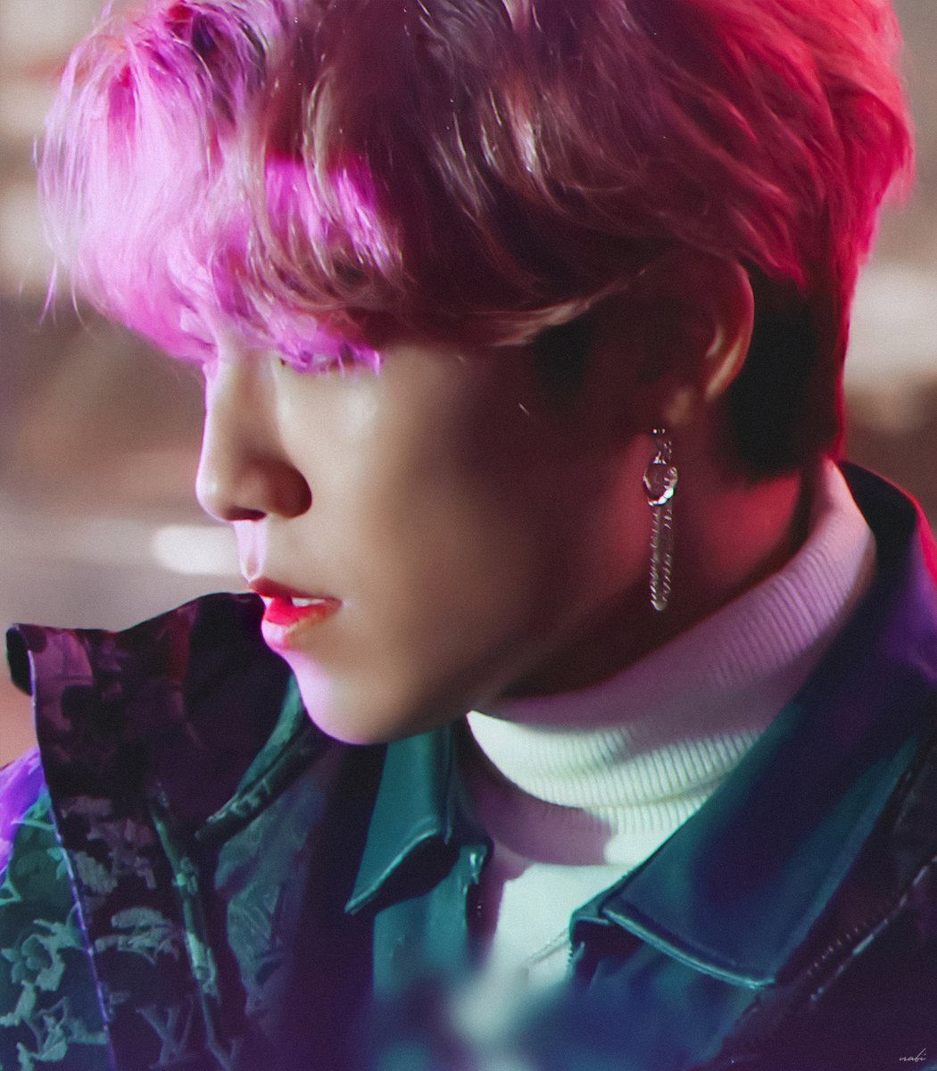 나비 tweet media
