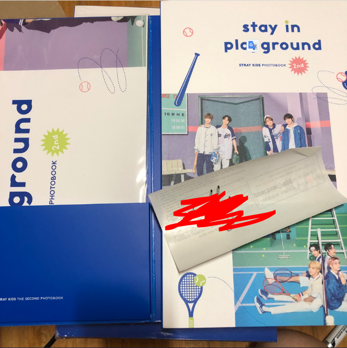 NielDistrictPh's tweet photo. MID JANUARY SALE!!!

ON HAND
1- Stray Kids Unsealed Stay in Playground Photobook

Inclusion: Photobook+paper holder+slip case+folded poster

Original price: 780 php
SALE Price: 650 php

DOP: 7 DAYS AFTER ORDER!

Reply 'Mine'

#NDPSaleItems #NDPOnHand https://t.co/8bigwlf4Xb