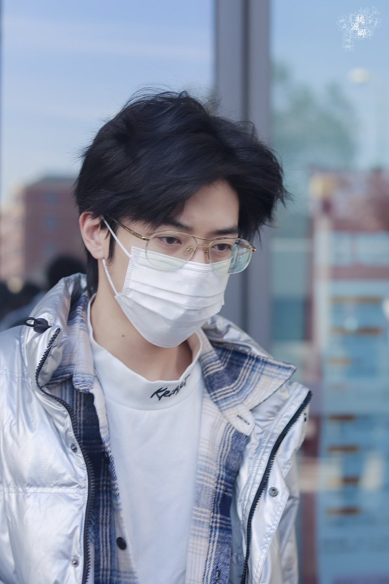 CallMeBowwwww's tweet photo. 210117 work
📸 https://t.co/On39frwbS4
#秦子墨 #QunZimo #ฉินจื่อม่อ #AwakenF
#亚洲超星团 #AsiaSuperYoung https://t.co/fWRi1kdnV4