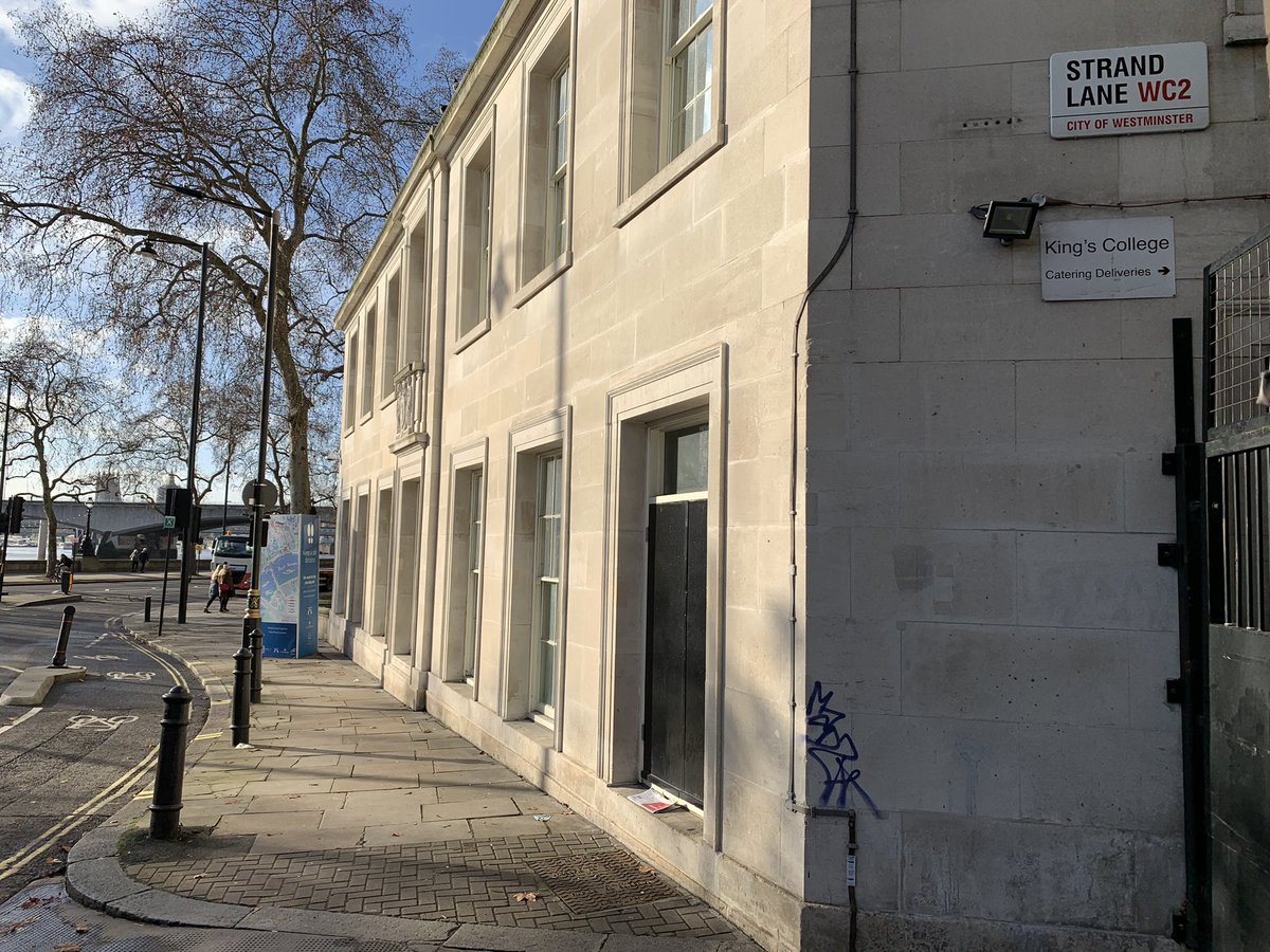 The Bloomsbury Ditch originally emptied into the Thames at the foot of what is now Strand Lane. Today, it joins Joseph Bazalgette’s sewer, completed in 1870, & contained within the Victoria Embankment, which obliterated the original shoreline of the Thames.