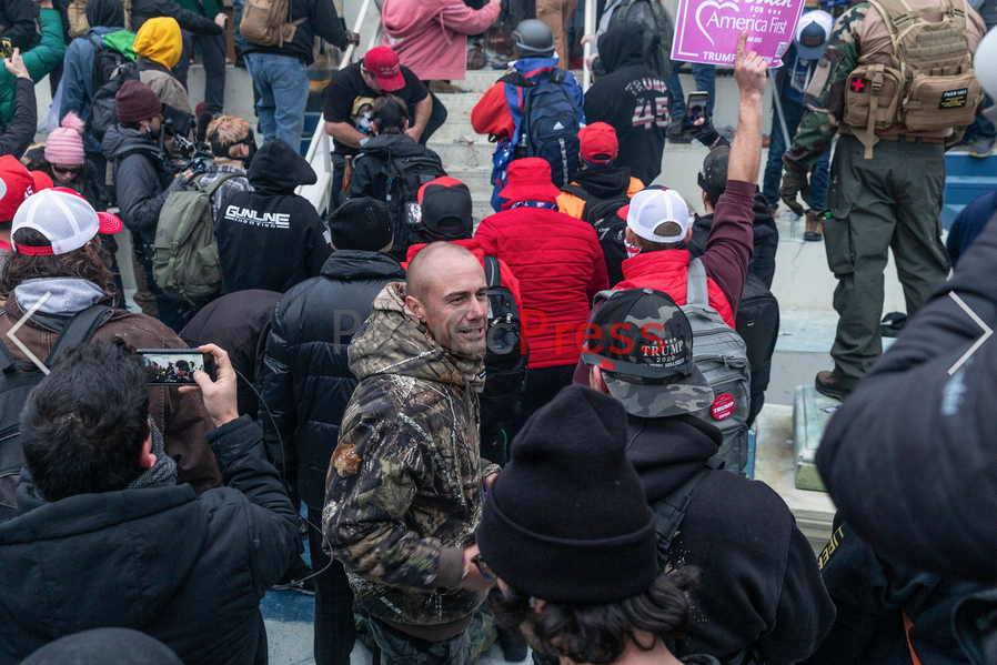  #PinkHatLady  #Bullhornlady