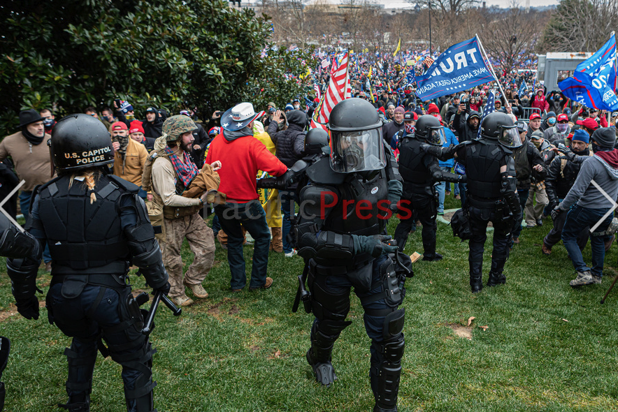 Weapon Trash Can  @DCPoliceDept