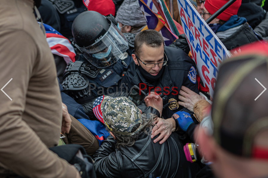 Weapon Trash Can  @DCPoliceDept