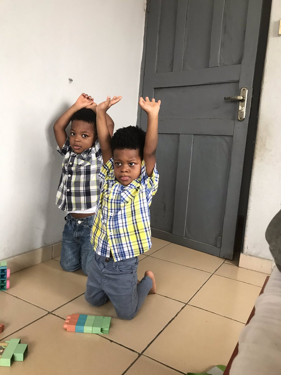 Samejiwunmi's tweet photo. The think they can disturb my Sunday https://t.co/o7p8kiN7CB