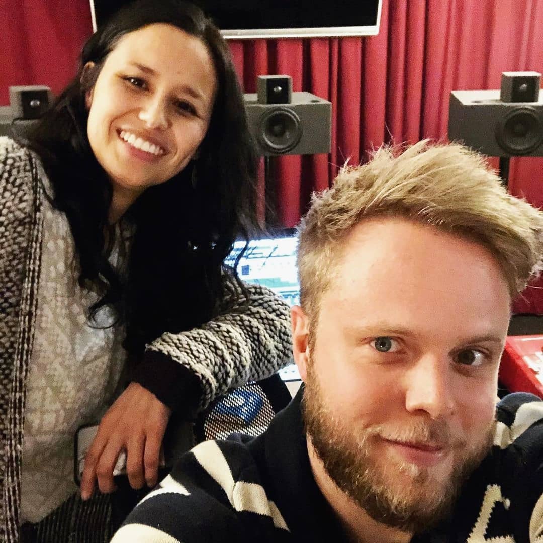 PutziProd's tweet photo. Look who's collaborating and creating great new music: our very own Meira Loom and Roman Lerch! We're very excited the hear the results. #MeiraLoom #LettingGo #PutziProductions #Anghami #music #Switzerland #ComingUp https://t.co/QfwcbUcSze