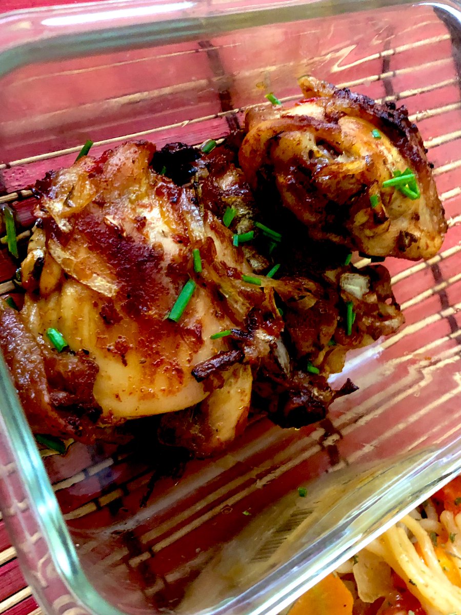 MoeChanda's tweet photo. Lunch is ready ... get your spaghetti and chicken breast๐ oh and a bit of some red to sip it down๐
#StayHome #StaySafe #MoeCooks https://t.co/rXlronDGOl