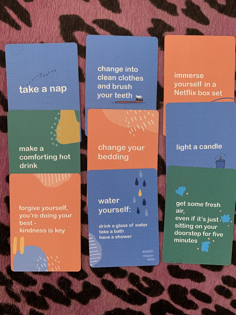 MittenDAmour's tweet image. Pick a card, any card. That’s your Sunday achievement.