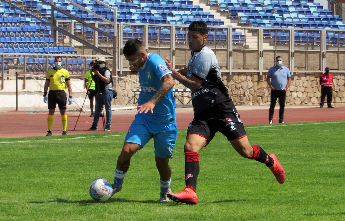 SM_AricaOficial's tweet photo. 📲 Revisa el post partido del duelo entre San Marcos de Arica y Ñublense de Chillán, válido por la 30ma fecha del #CampeonatoJuegaenLínea 2020.
https://t.co/tMKuaJksUQ
#VamosLosBravos
#OrgulloMulticultural https://t.co/gGMNK6kgdk