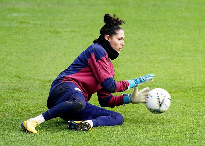 KarimaTaieb34's tweet photo. A good day and good win ! 🔥🔵
Congrats to the team for the first game of 2021 : 7 goals, 2 debutants and clean sheet ! 👏🏼
.
#KT34 #Bsave #GoalKeeper #mancity @ManCityWomen https://t.co/aqgnYEw1zc