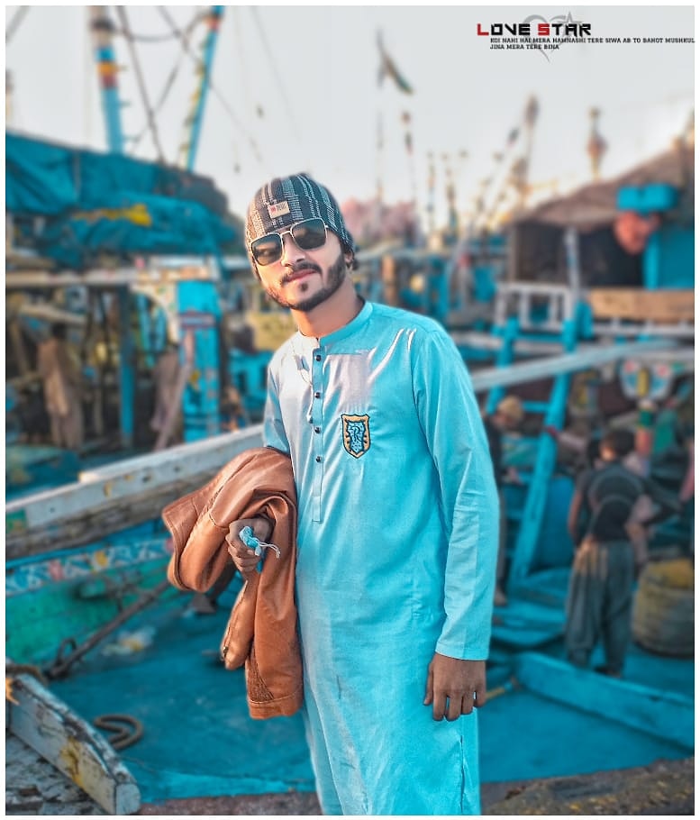 ﻣﺴﮑﺮﺍﻧﺎ ﮐﺒﮭﯽ ﺭﺍﺱ ﻧﮩﯿﮟ ﺁﯾﺎ
ﮨﺮ ﻣﺴﮑﺮﺍﮨﭧ ﻭﺍﺭﺩﺍﺕ ﺑﻨﯽ..💔