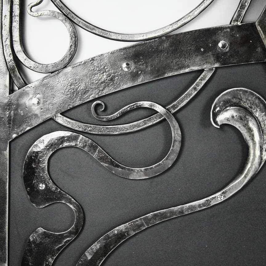 BexSimonArtist's tweet photo. Collaboration I did with @RMHIronWorks my #artnouveau #design and beautifully made by #richardhillam https://t.co/nquSNbxPt1