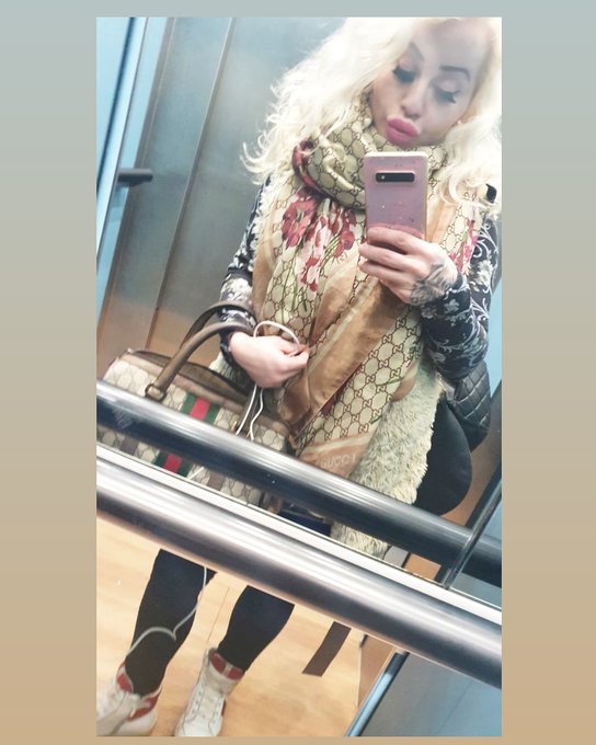 Oh that Gucci love 🥰😜 #GUCCI #blondes #moschino https://t.co/HcCfG5Ar9s<a href="/tag/gucci"class="tags">#GUCCI</a><a href="/tag/blondes"class="tags">#blondes</a><a href="/tag/moschino"class="tags">#moschino</a>