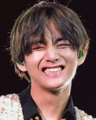 ktpjksj's tweet photo. Let’s take a moment to appreciate this human for everything that he does for us. 🥺💕✨

TAEHYUNG YOU ARE PERFECT https://t.co/tcA7s739SM