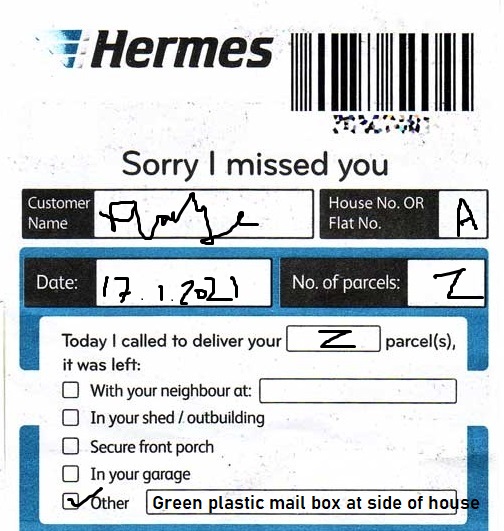 Another happy delivery. Isn't it so helpful when people have those tall, green mail boxes with wheels at the side of their house?

#hermes #hermesuk #myhermes #couriers #hermesmemes #hermescomplaints