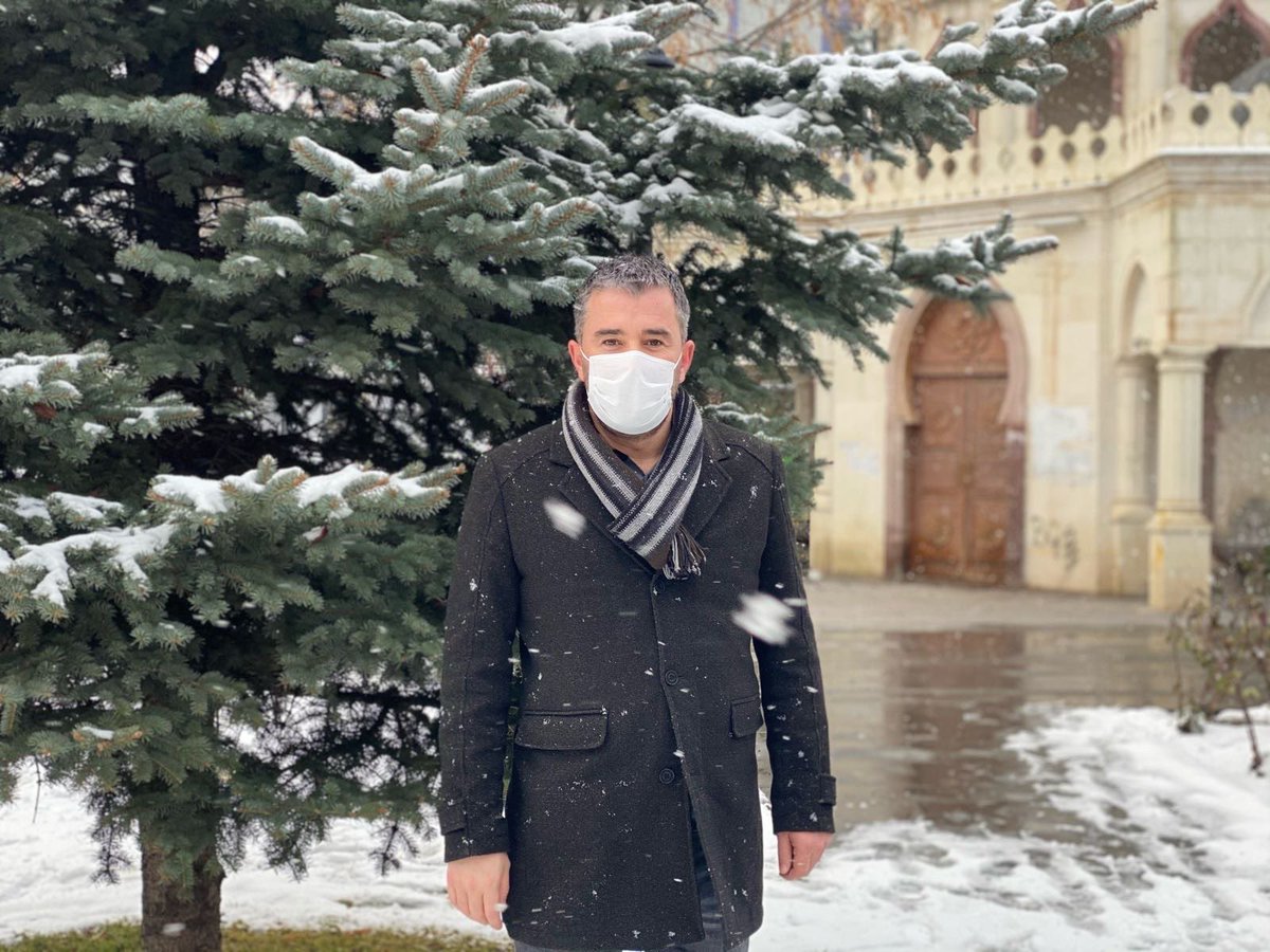Pursaklar’ da neşe var... 
Kar tekrar yağmaya başladı.