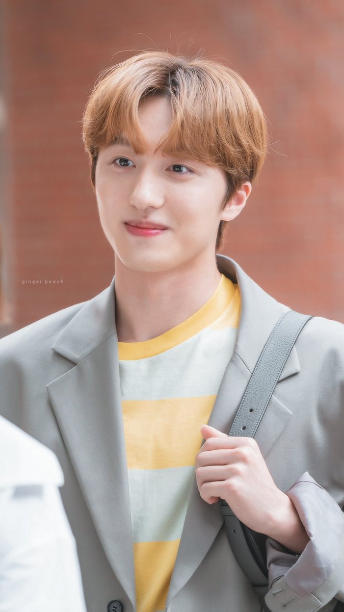 gingerpeach117's tweet photo. 💫
#SF9 #CHANI #찬희 #강찬희 
#HAPPYCHANIDAY
#흰눈처럼내린_1월의선물_찬희 https://t.co/o35bETZlZo