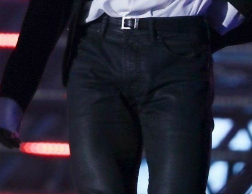 Jeon Jungkook having the Sexiest thighs —a thread bc you can't relate with him