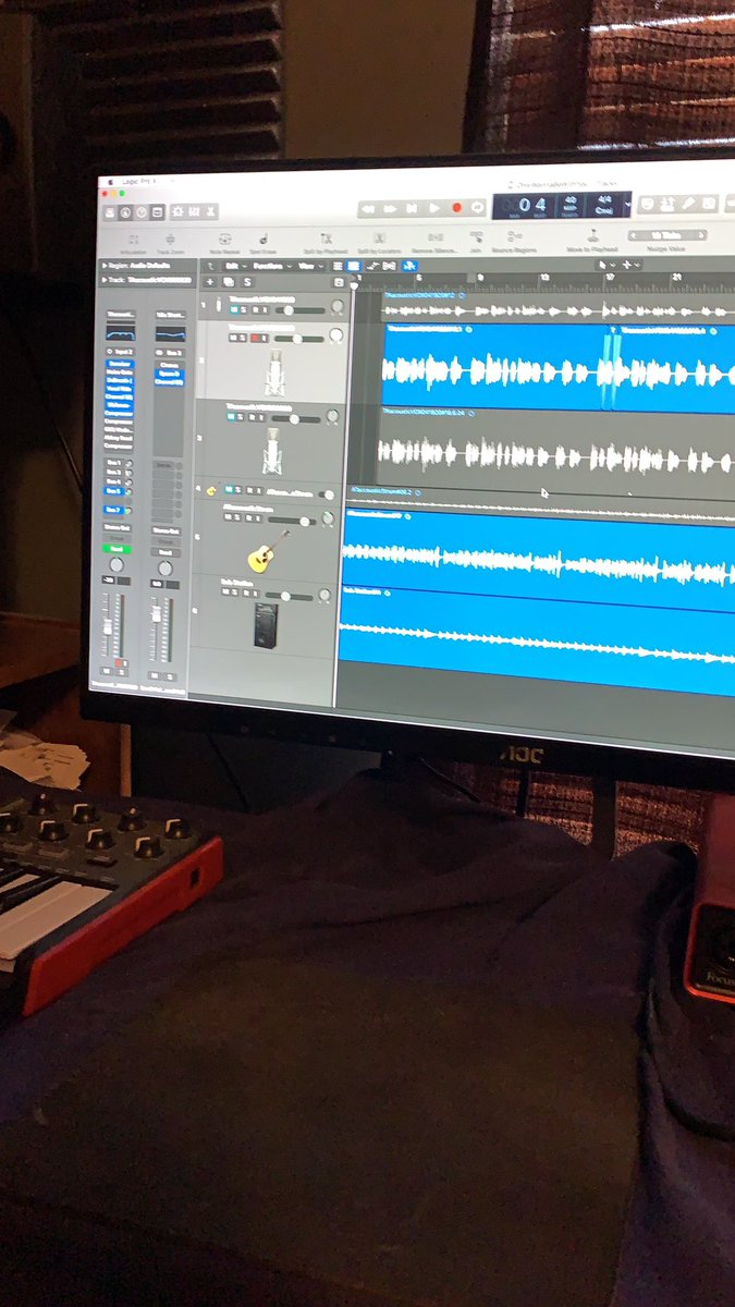 tonyandrewsmusi's tweet photo. One of these kinda mornings #coffee #mixingmusic #homestudio #dashninestudio https://t.co/Vdf94trRhk