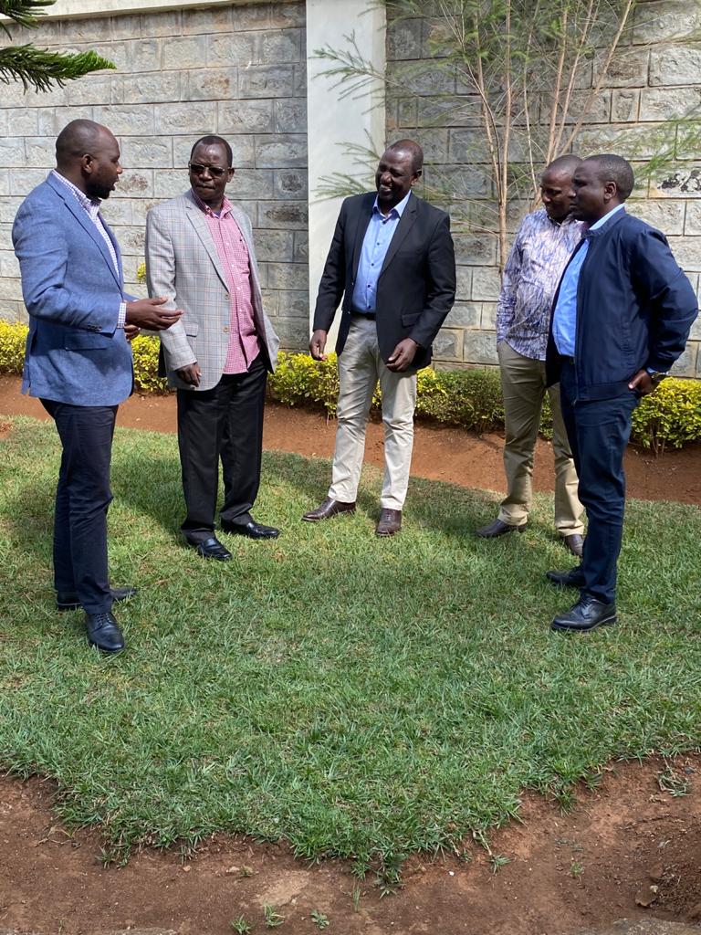 WilliamsRuto's tweet photo. Leaders must walk together and reject the politics of tribe. Instead of competing on the basis of hatred and division, they should adopt the politics of issues, ideologies and development track-record that will in the long-run empower ordinary Kenyans. https://t.co/90LLhRMesi