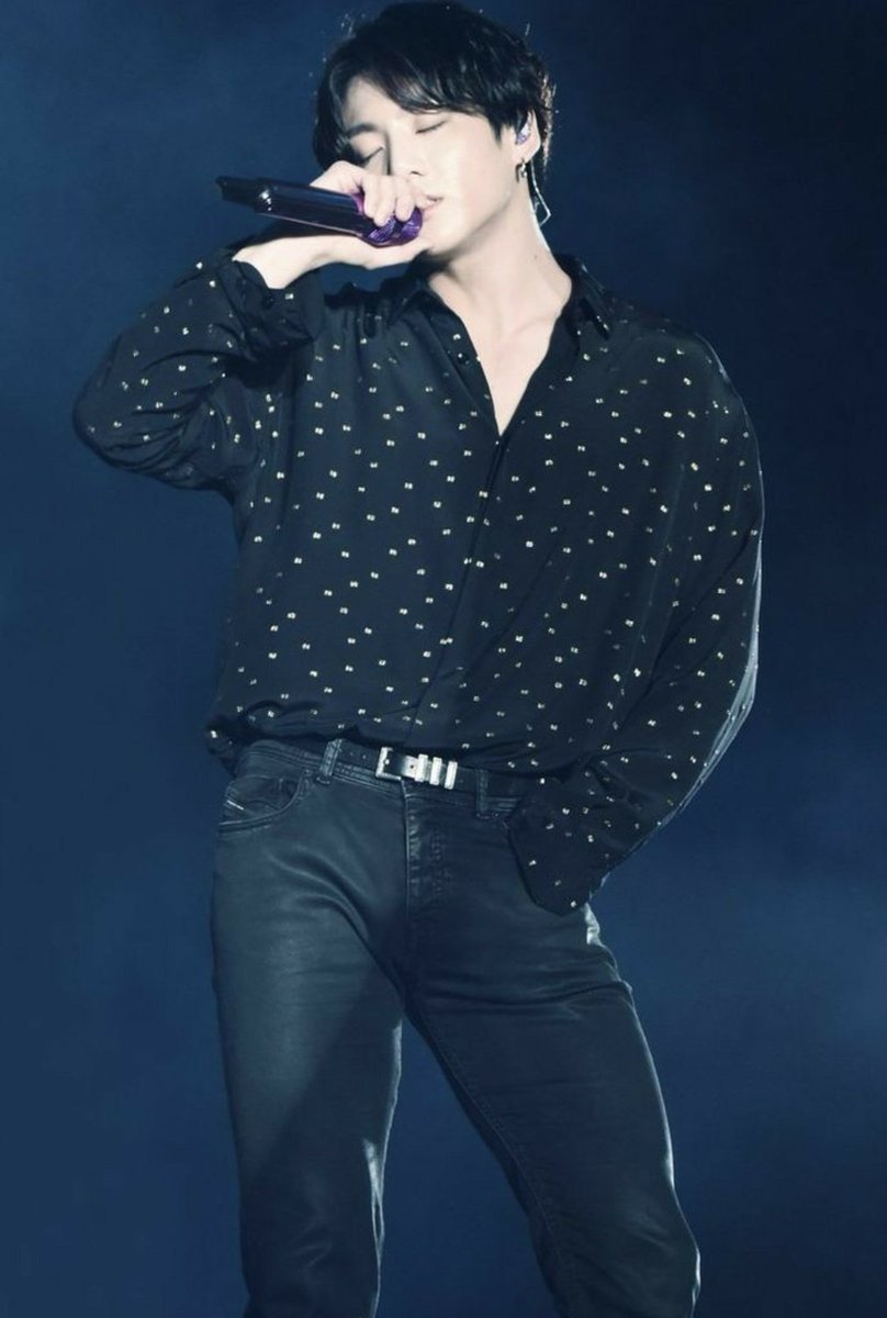 Jeon Jungkook having the Sexiest thighs —a thread bc you can't relate with him
