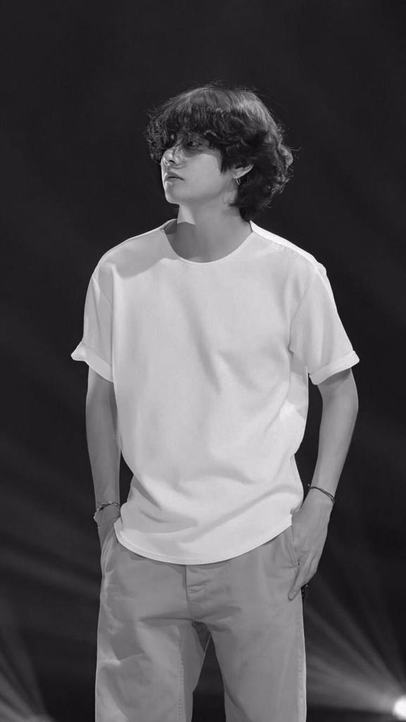 𝖛𝖎𝖝𝖊𝖊𝖓 tweet media