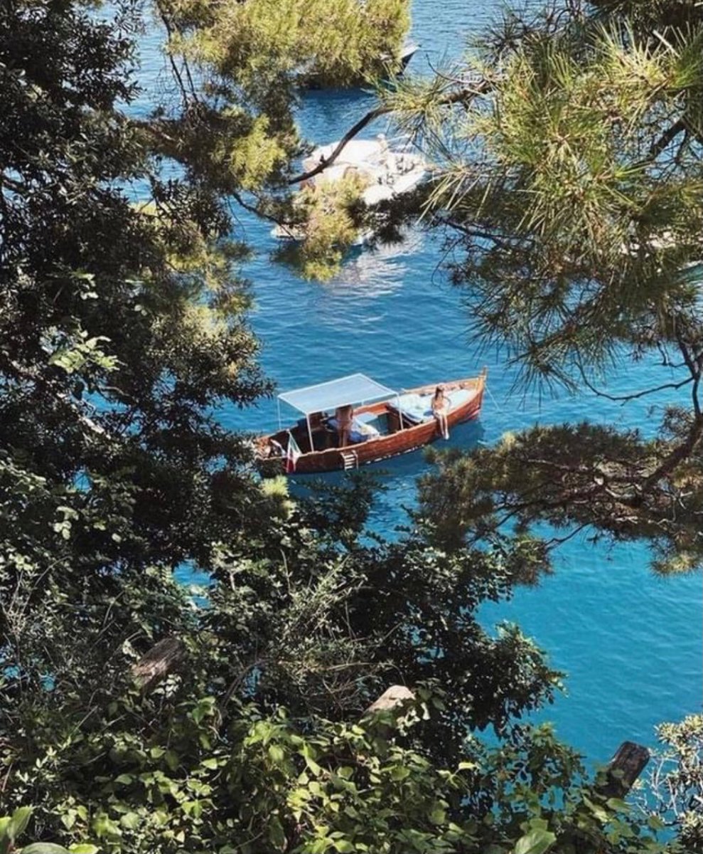 Dreaming of summer, wbu 💭
#summer #sustainablefashion