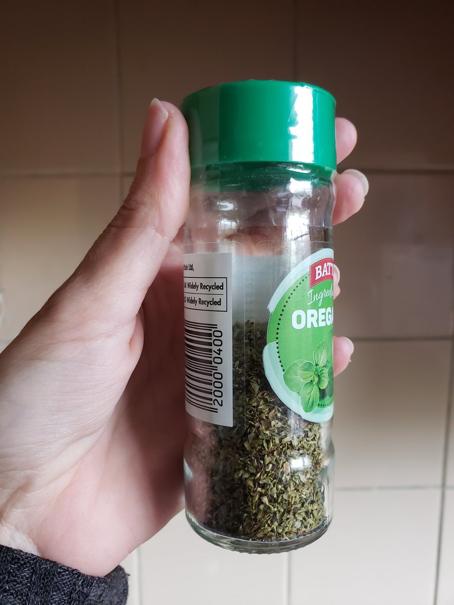 Why on earth are @LidlGB selling herbs in full size jars but half the contents? This is not at all environmentally friendly and just completely illogical.