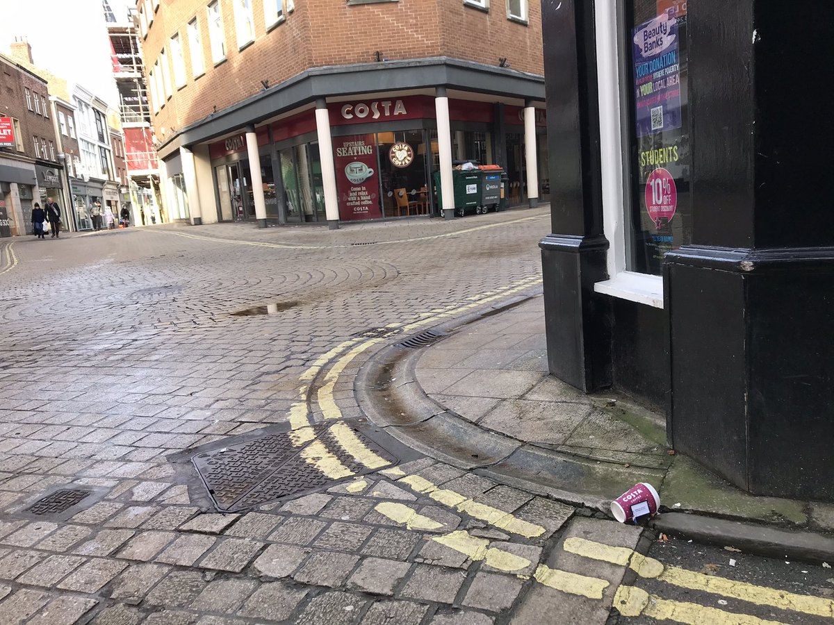 themouseprint's tweet photo. #slogan #coffee #streetart #art #mouseprint #york #yorkshire @costacoffee https://t.co/r0f90yuQ2B