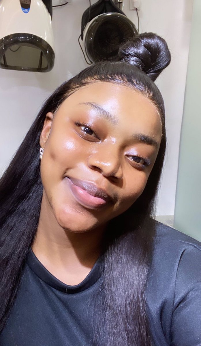 queenashmusy's tweet photo. One thing I’m grateful for is the fact that I’m unapologetically me, I mean I accept my self the way I am, my flaws, short comings and all. No need for any validation to be a real queen. Just do you and leave d rest 4 Jehovah to preach d Gospel https://t.co/NTR0hpvGn1