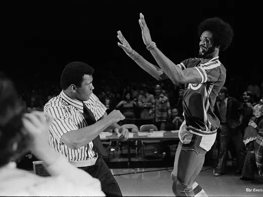 COLCOMEBACK's tweet photo. Happy 79th to the Greatest!

Rest in Peace, Champ @MuhammadAli  

Hope you went easy on Artis. https://t.co/IswLBnx6wO