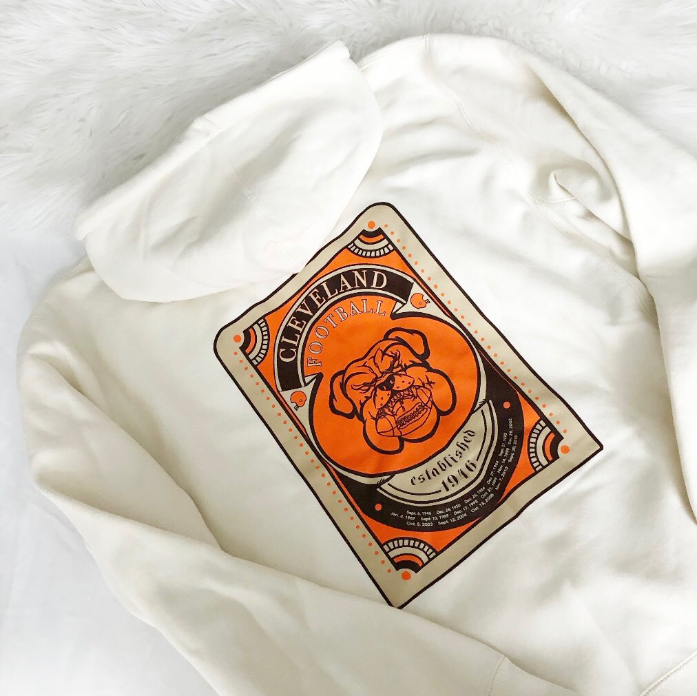 emilyroggenburk's tweet image. Same vibes as last week! Giving away a $50 gift card to EmilyRoggenburk.com 
RT to enter and Go Browns!!!