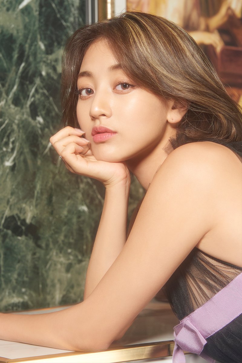 Jihyo 