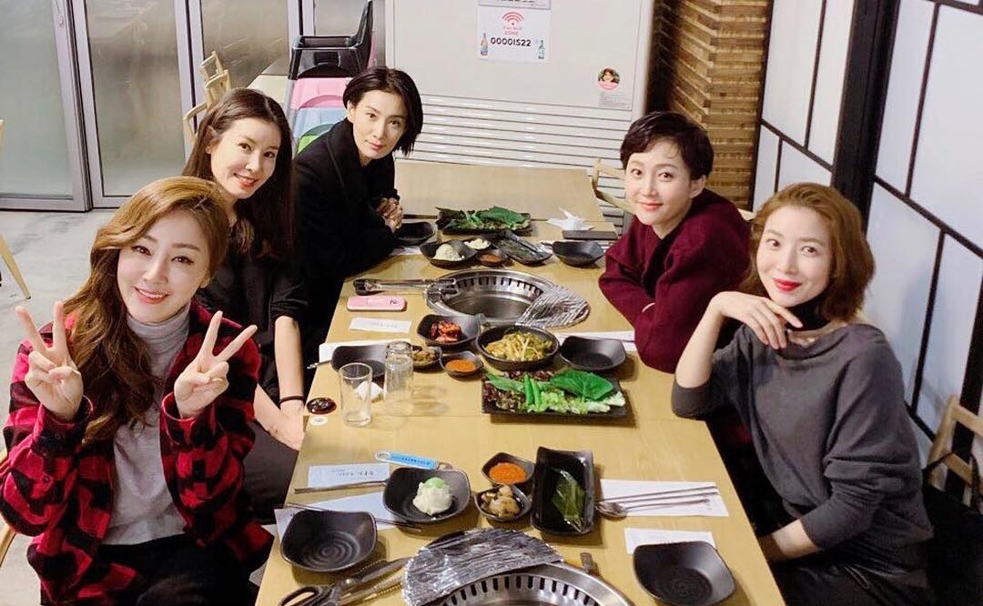 all milfs of sky castle